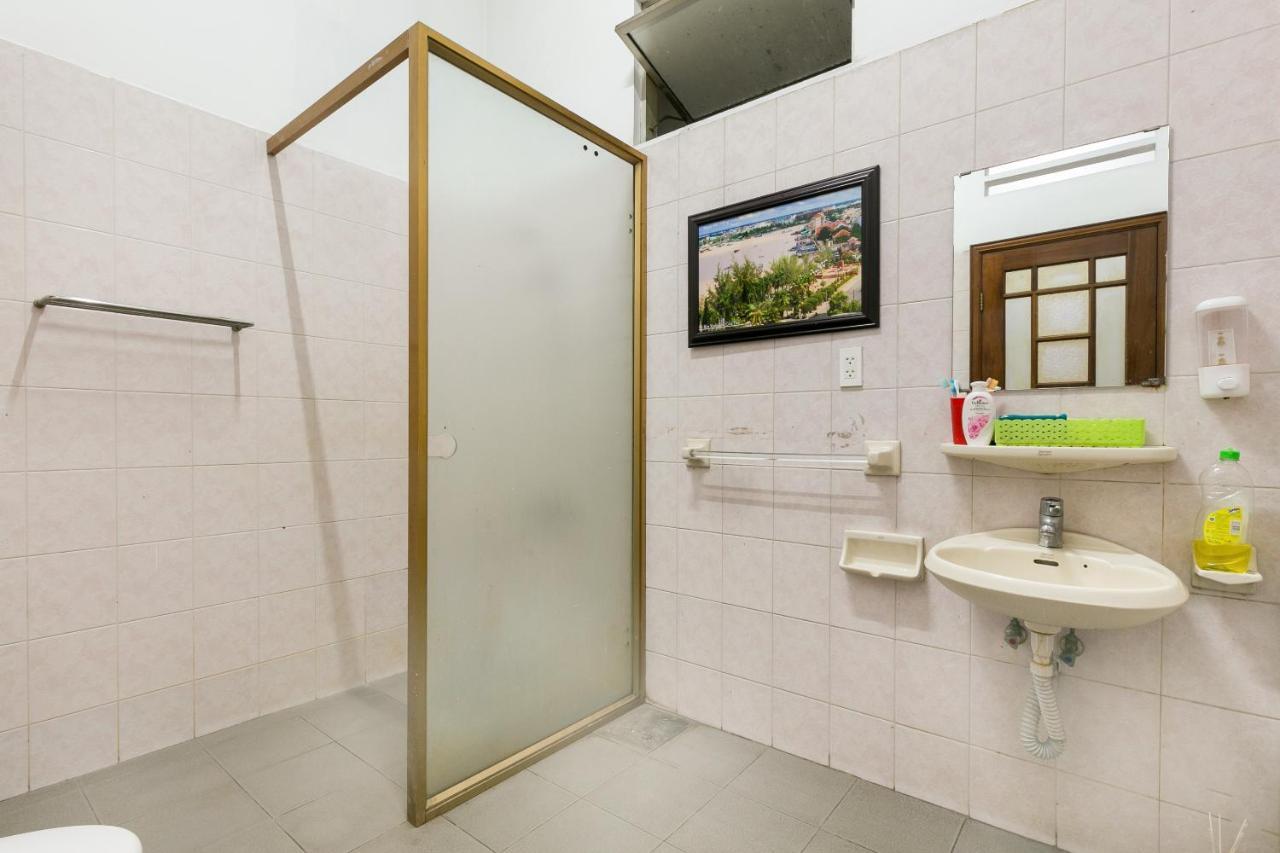 Spot On 710 Sakura Hostel Cholon Ho Chi Minh City Exterior photo
